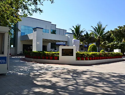 Manubhai Patel Dental College & Dental Hospital & SSR General Hospital, Vadodara